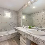 Spacious 3 Bedrooms At Brisas