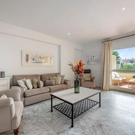 Spacious 3 Bedrooms At Brisas Marbellac