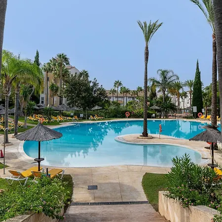 Spacious 3 Bedrooms At Brisas *