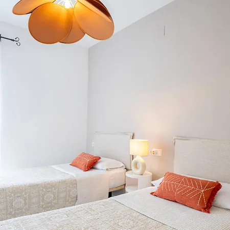 Spacious 3 Bedrooms At Brisas *