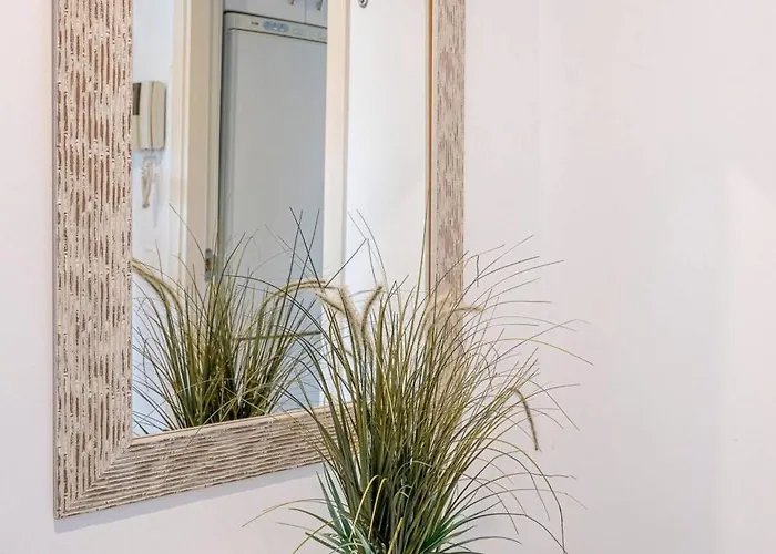 Spacious 3 Bedrooms At Brisas *