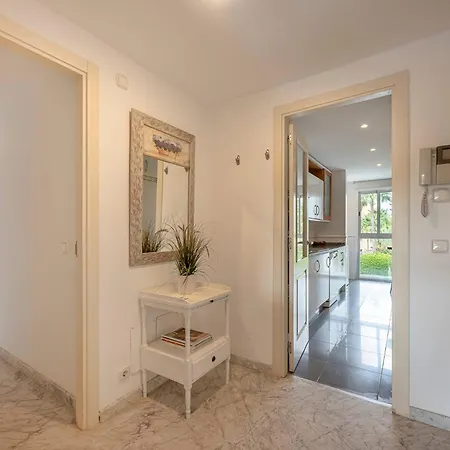 Spacious 3 Bedrooms At Brisas شقة *