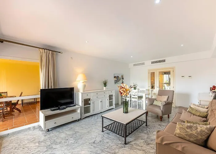 شقة Spacious 3 Bedrooms At Brisas ماربيا