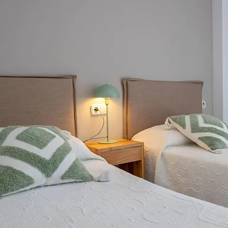 Spacious 3 Bedrooms At Brisas * מארבלה