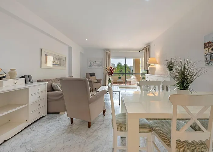 Spacious 3 Bedrooms At Brisas * Marbella
