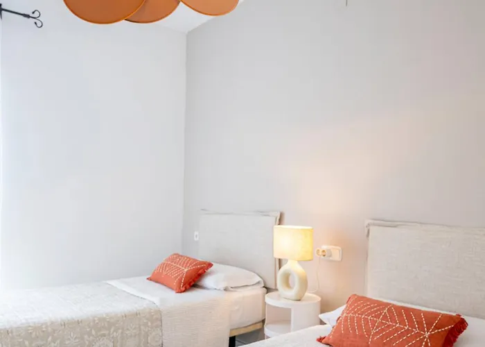 Spacious 3 Bedrooms At Brisas *