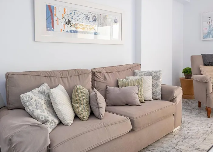 Spacious 3 Bedrooms At Brisas Apartament *